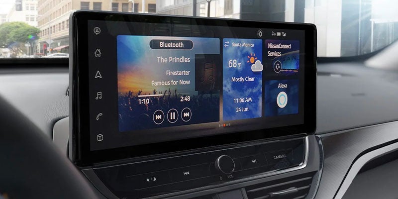 The infotainment system of a 2025 Nissan Altima in Pompano Beach, FL